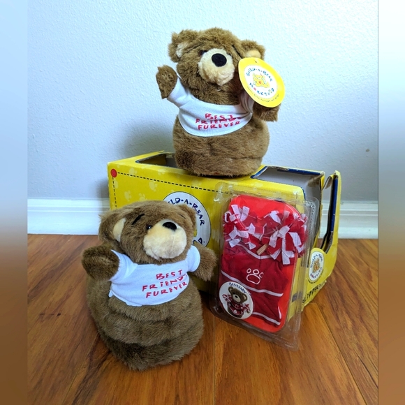 Build-A-Bear Slippers girls Bear Size L 13 / 1  2005 outfit red cheerleader - Picture 1 of 12